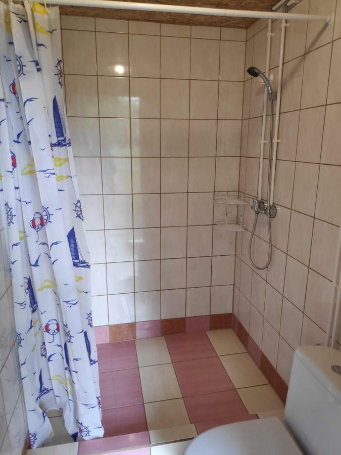 Auberge de jeunesse White House Puhkemaja à Uulu Extérieur photo