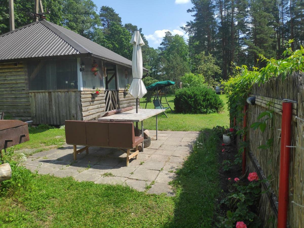 Auberge de jeunesse White House Puhkemaja à Uulu Extérieur photo